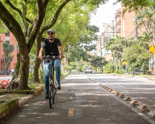 FotografoFoto Alcaldía de Medellín:Medellín conmemora el Día Mundial de la bicicleta y se consolida como Ecociudad caminable y pedaleable. 
